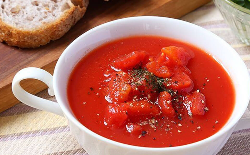 市販の缶詰でラクラク！「トマトスープ」